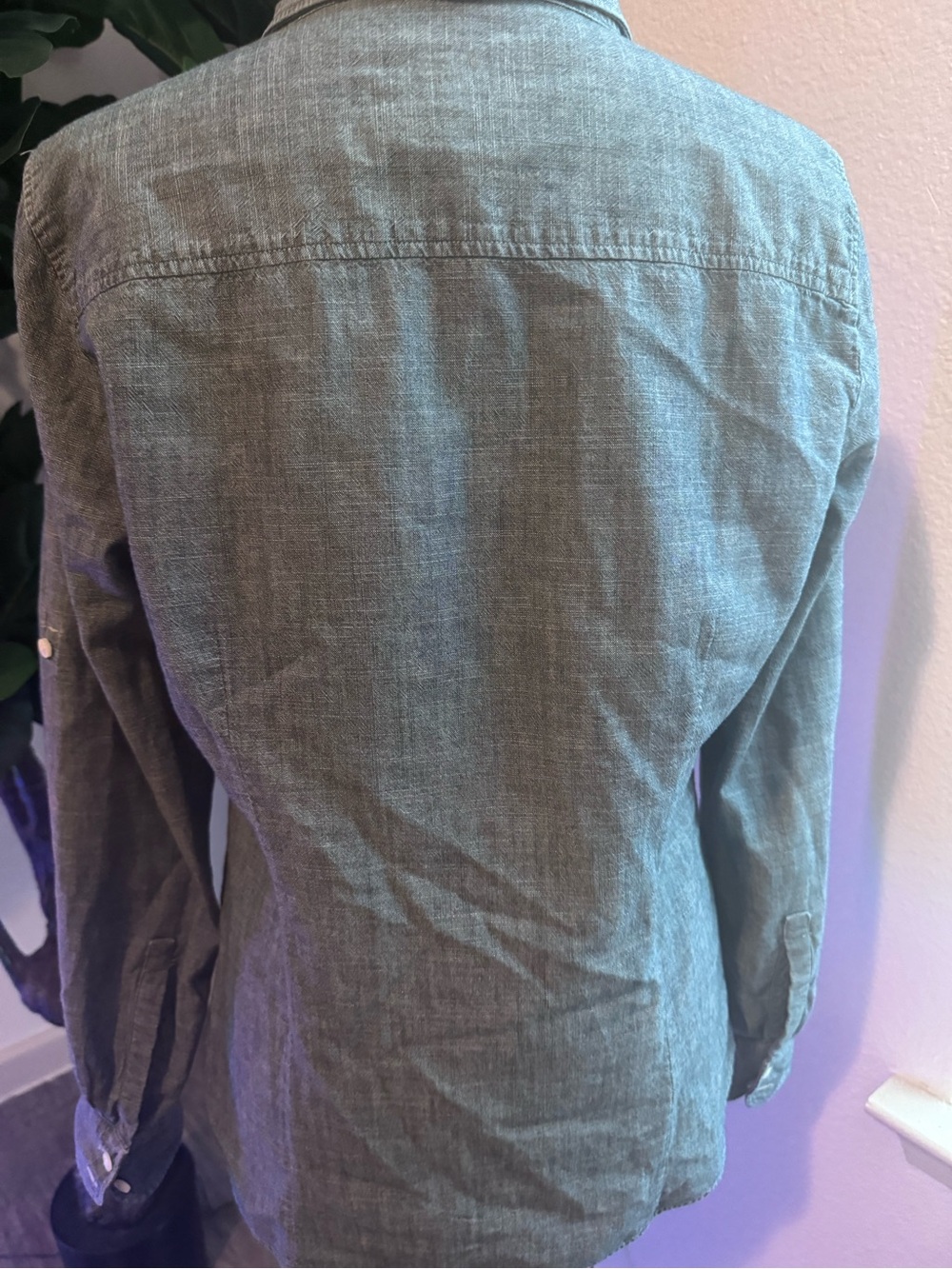 J.Crew Chambray Button Down Shirt Gray Blue Long Sleeve Size Medium - Picture 4 of 6